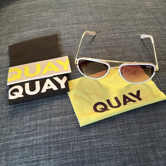 Quay ALL IN white frame/brown fade lenses NWT - Picture 3 of 8